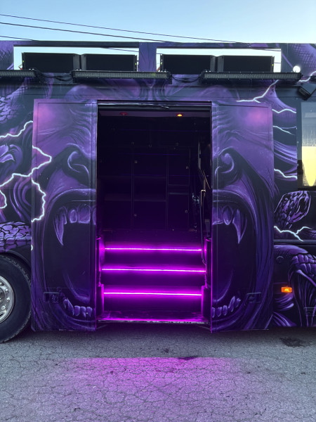 Proffbuss AS - Komplett buss