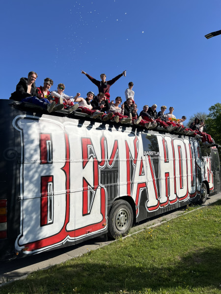Elite Buss