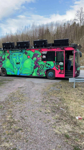 (Ulven) Mercedes Benz 550UE