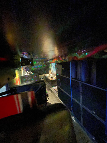 Lei lyd- og lysutstyr til russeslipp – Kraftig anlegg fra Wharfedale Pro!