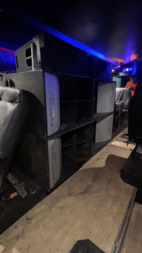 Kraftig Wharfedale pro anlegg leies ut til russebuss