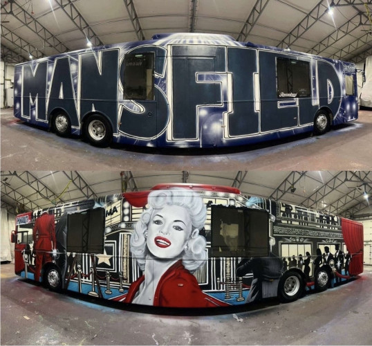 KONGEN SELGES VIDERE!!