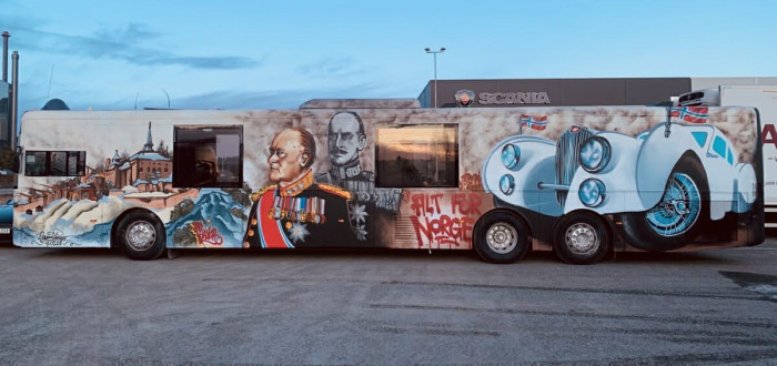 KONGEN SELGES TIL 08, 09!