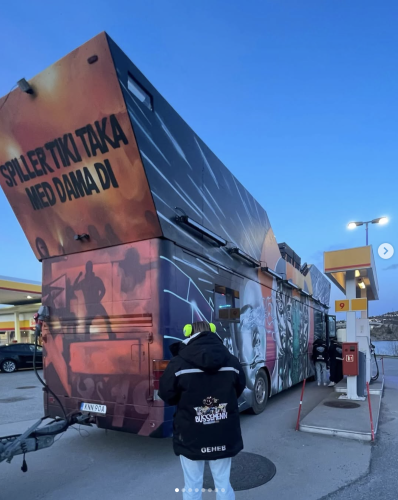 PLOG1 (NORGES HØYESTE BUSS) Selges til 08 og overgira 09 / 010