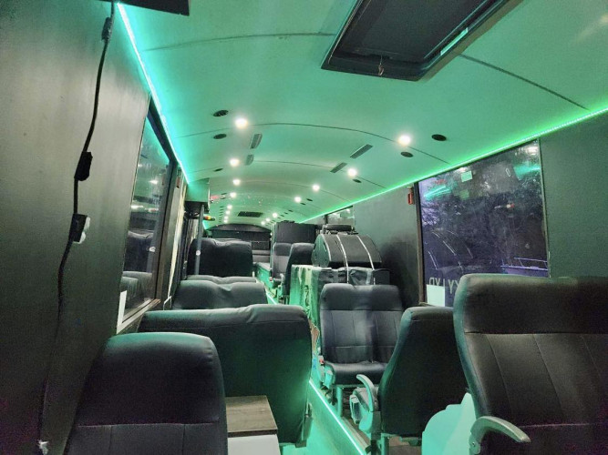 Volvo B12BL 8700 15M