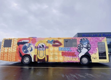 Fin og feilfri 12 meter buss til salgs (selges billig)