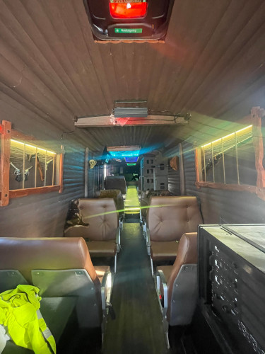 NORGES FINESTE INTERIØR PÅ RUSSEBUSS TIL SALGS! (NY PRIS)