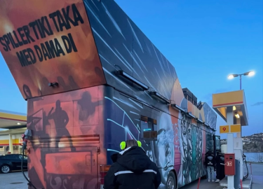 PLOG1 (NORGES HØYESTE BUSS) Selges nå til 09, 010 eller overgira 011