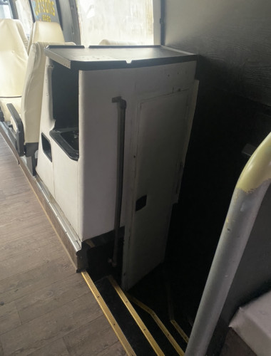 Russebuss leies ut til utdrikningslag, julebord, Russ 2021/22/23