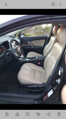 Gratis til Leie.Toyota Avensis Automat.