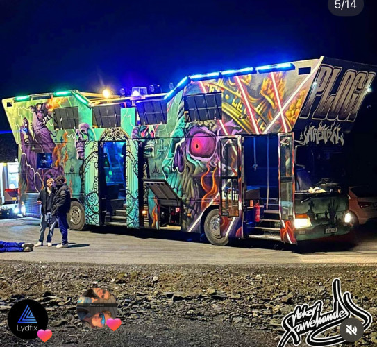 PLOG1 (NORGES HØYESTE BUSS) Selges nå til 09 og overgira 010