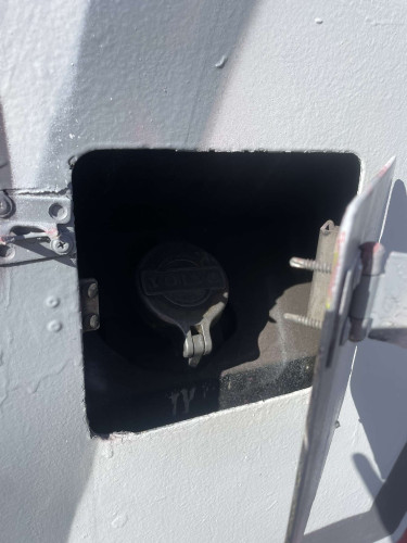 RINGERIKSDAMENE 2025 SELGER BURET