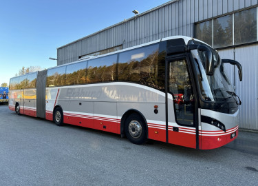 Ny Bygd Leddbuss Med Opptil 40 Godkjente Plasser og Norske Skilter Leies Ut For 2026-2027