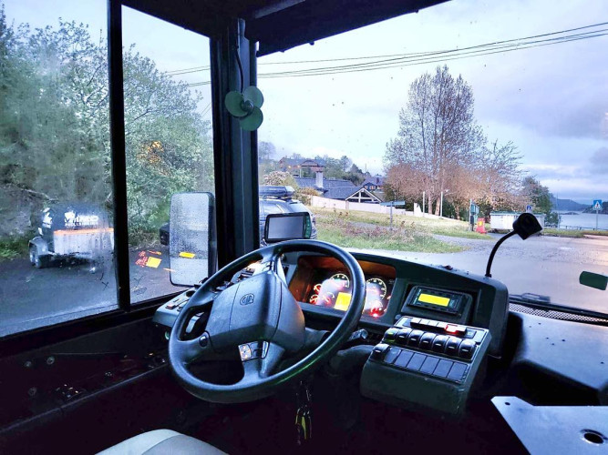 Volvo B12BL 8700 15M