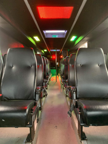 Buss med 26 plasser til leie!
