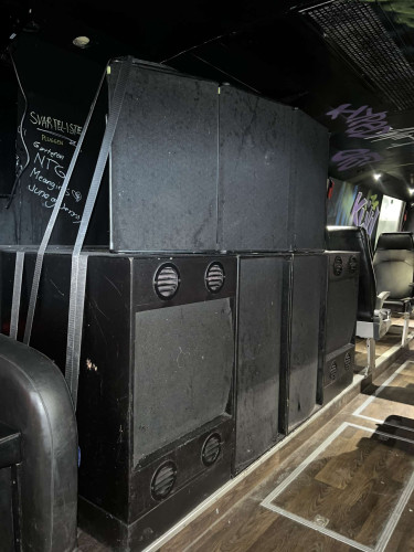 Få kraftfull lyd til en rimelig pris til russetiden