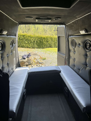 Mercedes-Benz Sprinter Russebil