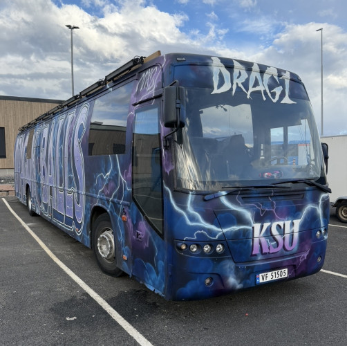 12m russebuss selges til 08