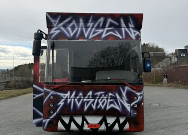 KONGEN selges videre til 08, 09!