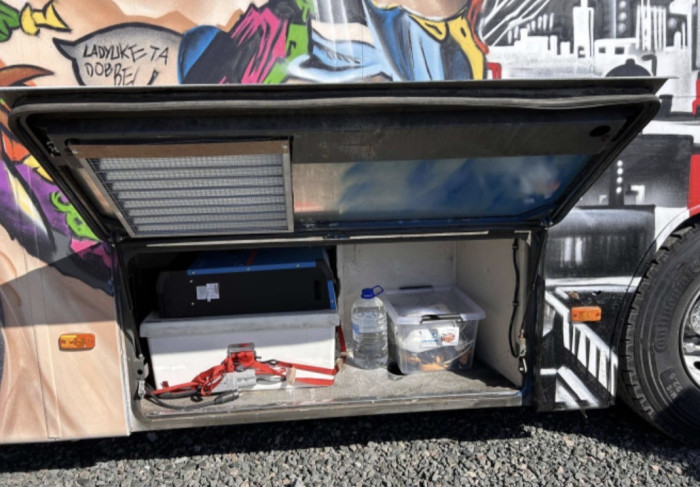 FITTEN Selgest til 08,09 eller 010