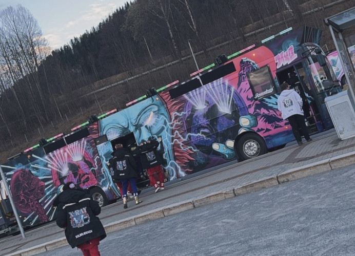 Feite Klubben Er Til Salgs For 09/010