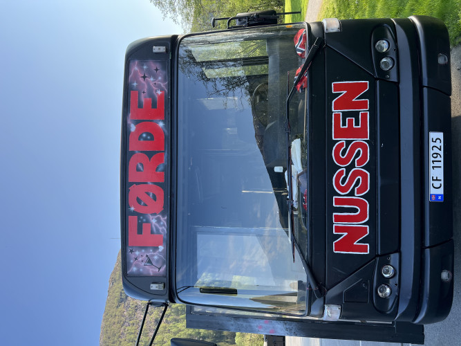 Ræssebæss Til Salgs