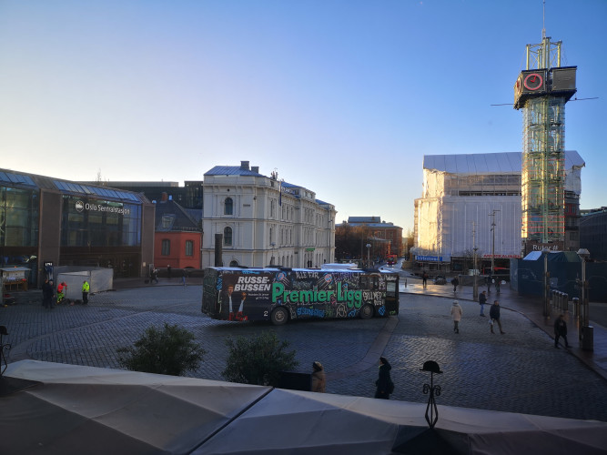 Russebusser leies ut 2025 og 2026.