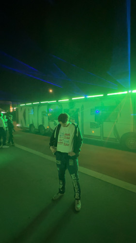 Kingsmen Selger Feite Zooten!