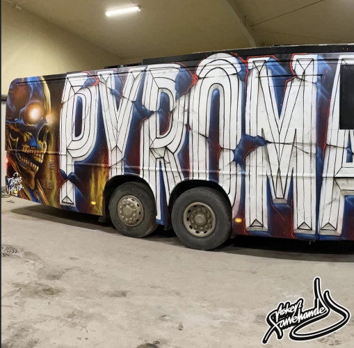 Russebuss selges!