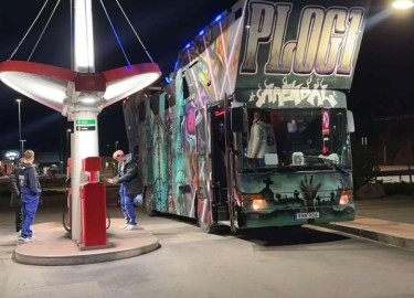 PLOG1 (NORGES HØYESTE BUSS) Selges til 09 og overgira 010