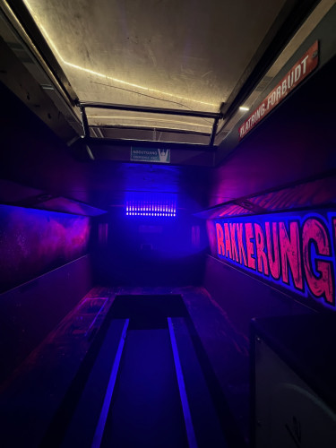 Ledig buss for 2027, 2028 eller 2029 – komplett med lyd, lys og godkjenninger