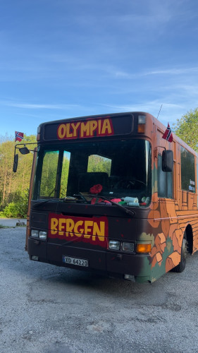 Volvo b10 - Russebuss (Olympia