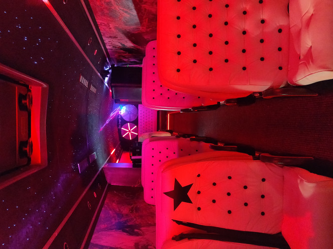 Scania kvaltitet bussen Leies for 2022/2023/2024