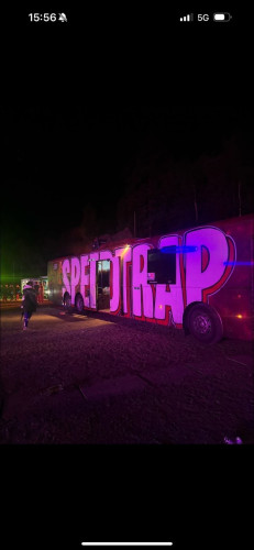 15 meter buss med stor lounge selges