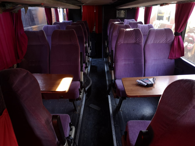 Dobbeltdekker på 13,6 meter til leie. Muligheter for ideer/innspill til utforming.