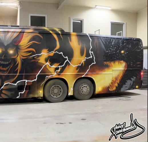 Russebuss selges!