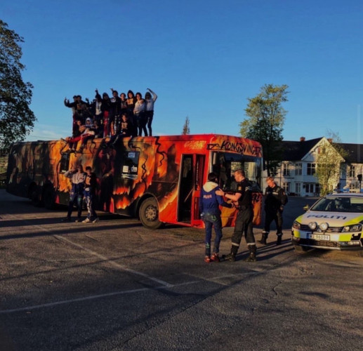 FEITE GRY Selges til 09 Eller Overgira 010