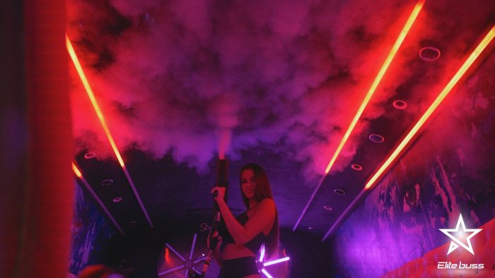 Elite buss med utrolig interiør !!!