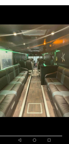 Russebusser Til Leie 2025 Og 2026. Konkurranse dyktige Priser, Inkl Lyd Lys Og eksteriør.