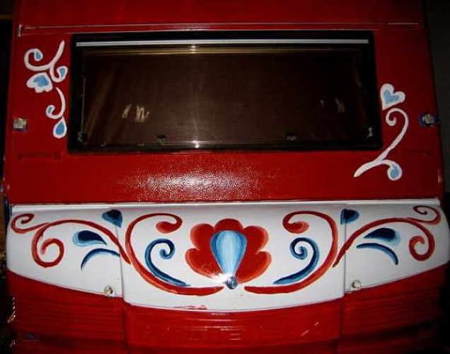 PZ2022Nesbru selger Vulvognen (1984 veteran vogn)