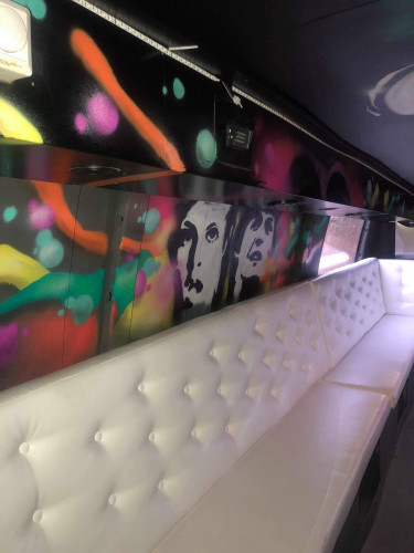 TGB selger feilfri russebuss!