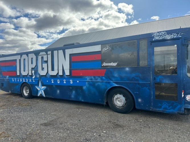 MISSILEN! Volvo B10M Utleie