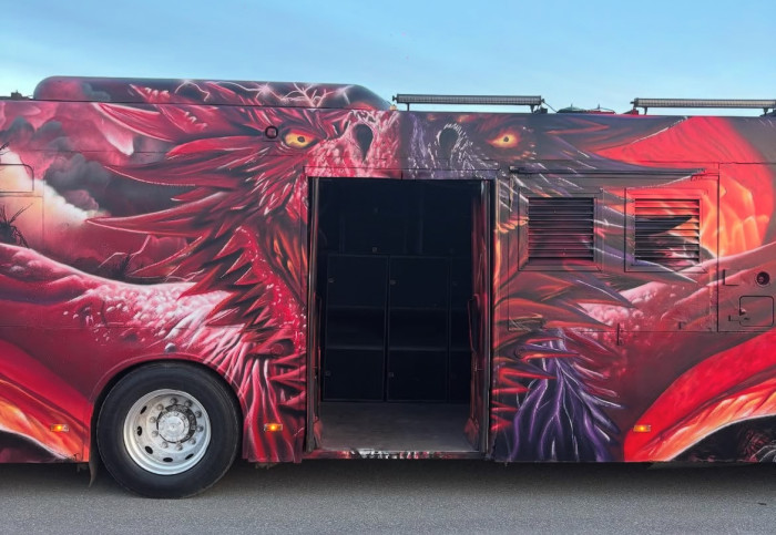 18 meter leddbuss selges til 08