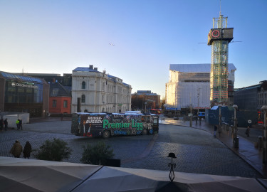 Russebusser leies til RT 2024 og 2025