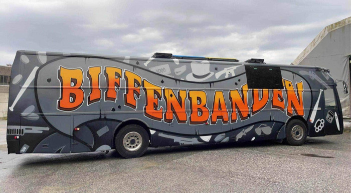 Partybussmarked leier ut denne bussen til fest, utdrikningslag, selskap, blåturer osv osv!!!