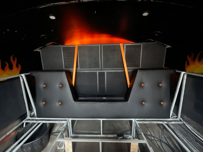 Leie Norges kraftigste lyd- og lys anlegg for russebuss!