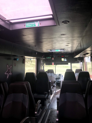 Buss leies ut for single netter!