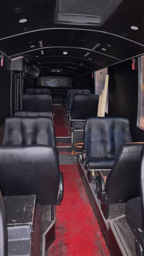 Volvo 8700 - Gruppestilt russebuss klar for 07