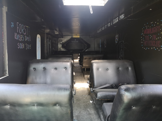 Leddbuss Til Leie 2026 Og 2027 Med Størst Anlegg.