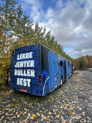 Russebuss Kløbben 12, 5 meter